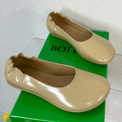 ATOMIC BALLERINA FLAT IN BISQUE BEIGE CALFSKIN