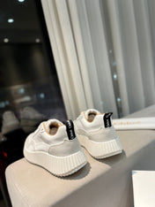 CHLOÉ NAMA SNEAKER IN WHITE LAMBSKIN AND DOVE GREY SUEDE