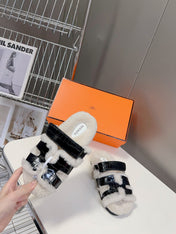 HM 26S SANDAL IN WHITE WOOL AND BLACK CROCODILE PRINTED LEATHER