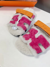 HM 26S SANDAL IN CREAM WHITE WOOL AND PINK SUEDE