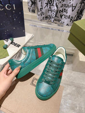 GG ACE GG SUPREME TRAINER OCEAN CALFSKIN