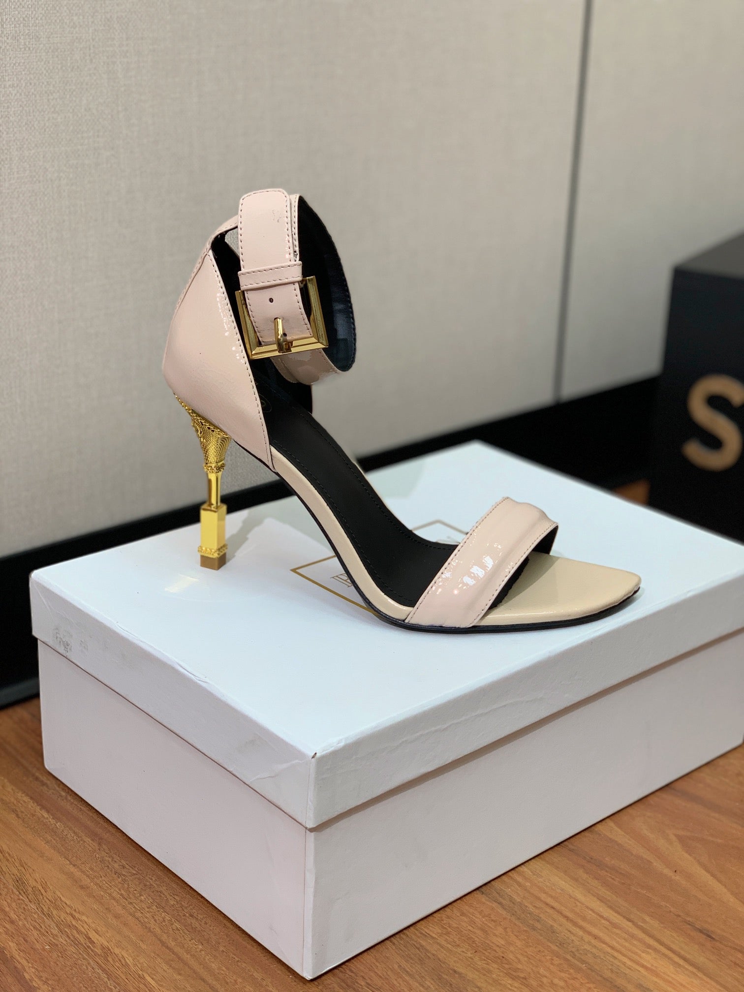 BALMAIN 26S METAL-HEEL SANDALS 105 MM IN BEIGE CALFSKIN