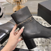 MID-HEEL ANKLE BOOTS IN BLACK SMOOTH CALFSKIN
