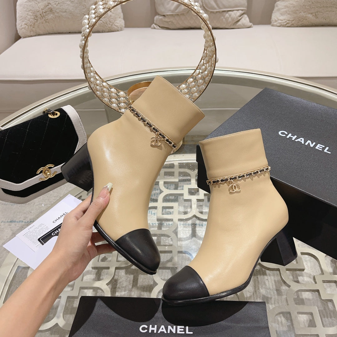 MID-HEEL ANKLE BOOTS IN TORTILLA BROWN SMOOTH CALFSKIN