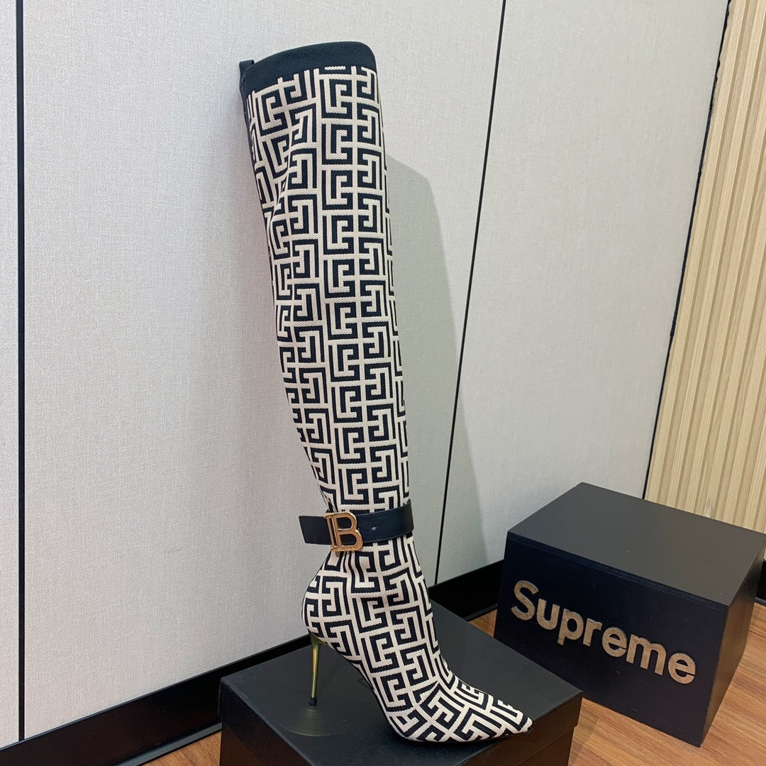BALMAIN 26S HIGH-TOP BOOTS 105 MM IN BLACK AND WHITE FLYKNIT STYLE 4