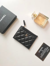 CC ZIPPED CARD HOLDER 11.5 BLACK CALFSKIN