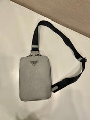 CHEST BAG 20 IN ECHO GRAY SAFFIANO LEATHER