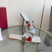 VIV' BY THE SEA LOVE METAL MULES IN SILVER PATENT CALFSKIN