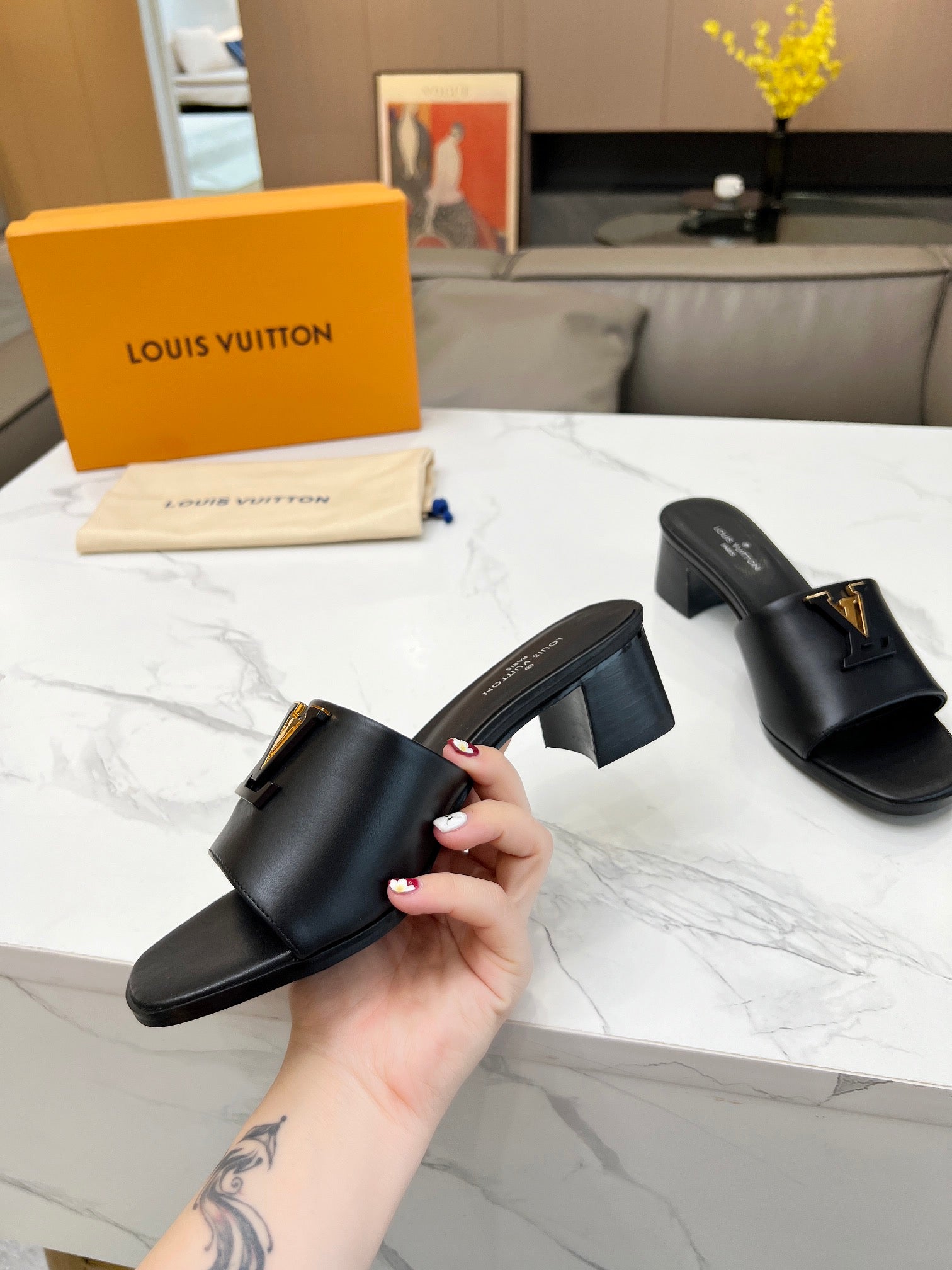 LV 26S CAPRI HIGH-HEELED MULES IN BLACK CALFSKIN