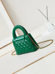 CC KELLY MINI 19 SHOPPING BAG IN GREEN FOREST CALFSKIN