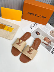 LV 26S FLAT SLIDES IN BROWN CALFSKIN AND BEIGE RAFFIA