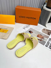 LV 26S FLAT SLIDES IN LIGHT YELLOW CALFSKIN AND BEIGE RAFFIA