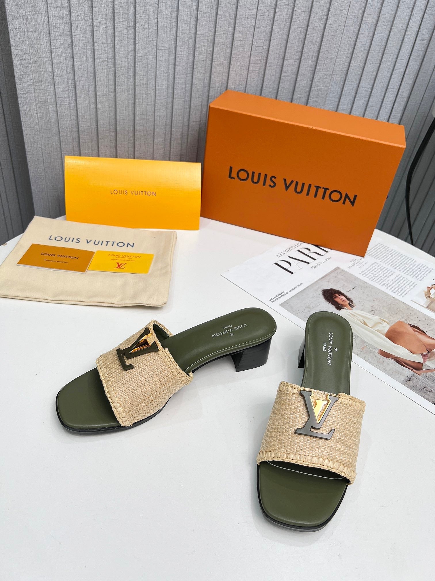 LV 26S CAPRI HIGH-HEELED MULES IN MOSS GREEN CALFSKIN AND BEIGE RAFFIA