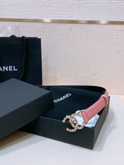 CC BELT 20MM IN SALMON PINK CALFSKIN GOLD HARDWARE ATTACH PEARLS