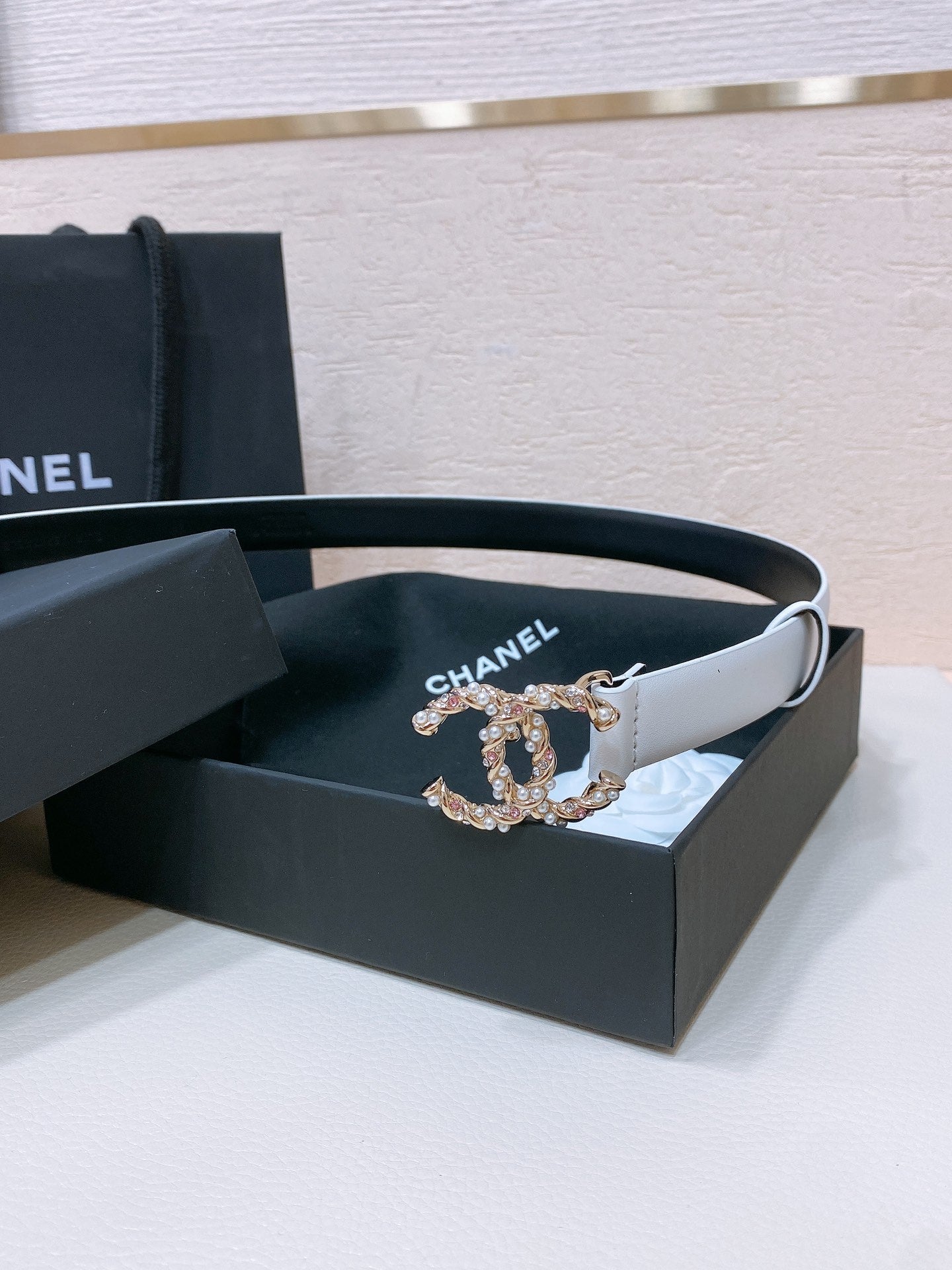 CHANEL 26S BELT 20 MM IN WHITE CALFSKIN 655208