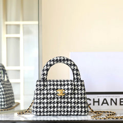 CHANEL 25S KELLY BAG 19 CM IN BLACK MIX WHITE TWEED WITH GOLD HARDWARE