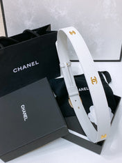 CC 30MM BELT IN WHITE SMOOTH CALFSKIN WHITE MIX BLACK METAL LOGO GOLD HARDWARE