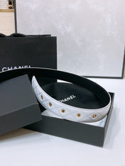CC 30MM BELT IN WHITE EMBROIDERED CALFSKIN WHITE MIX BLACK METAL LOGO GOLD HARDWARE