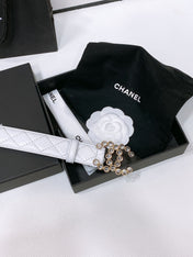 CC BELT 30 MM IN WHITE EMBROIDERED CALFSKIN PEARL LOGO WITH GOLD HARDWARE