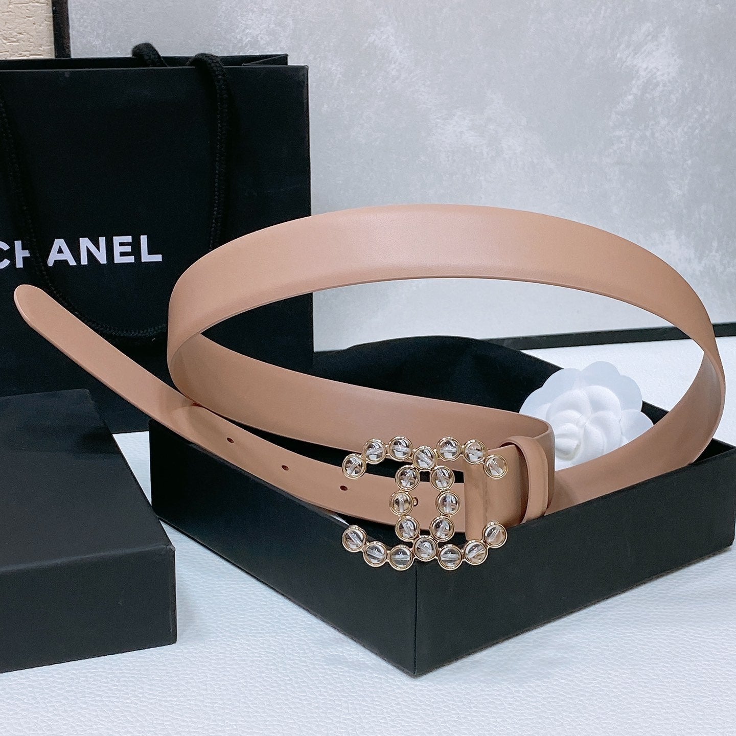 CHANEL 26S BELT 30 MM IN BEIGE CALFSKIN 670905