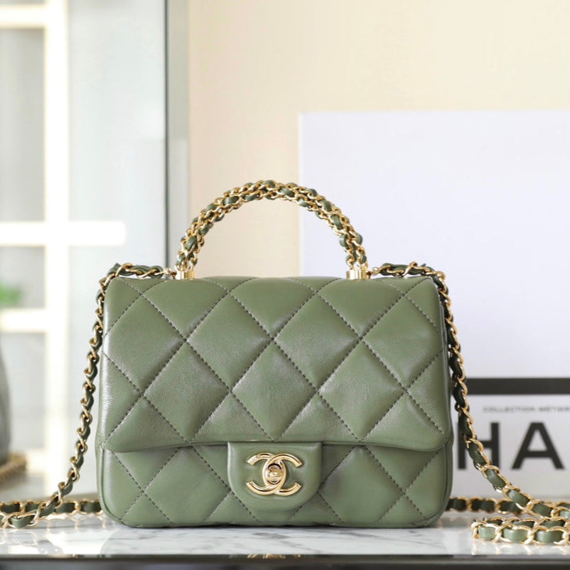CHANEL 25S FLAP BAG 19 CM IN MOSS GREEN LAMBSKIN WITH GOLD HARDWARE