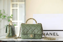 CHANEL 25S FLAP BAG 19 CM IN MOSS GREEN LAMBSKIN WITH GOLD HARDWARE