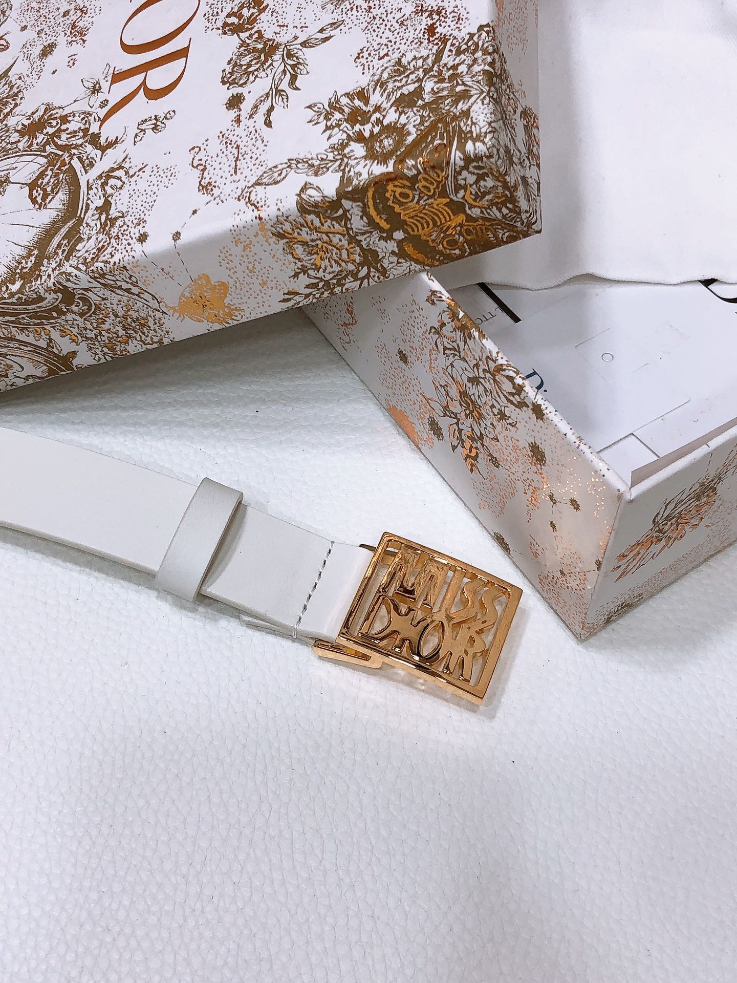 DIOR 26S BELT 25 MM IN WHITE CALFSKIN 655082