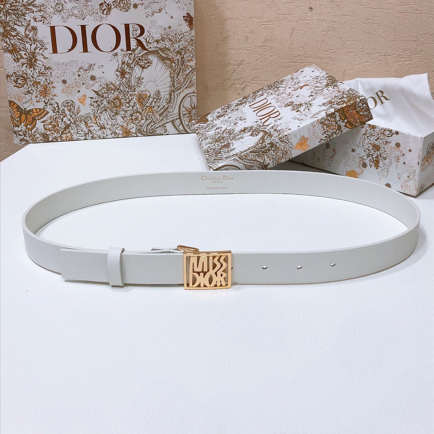 DIOR 26S BELT 25 MM IN WHITE CALFSKIN 655082