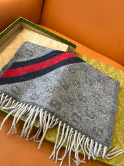 GUCCI 25S SCARF 190 IN WOOL 636373