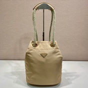 BUCKET BAG 28 IN BEIGE RE-NYLON GOLD LOGO