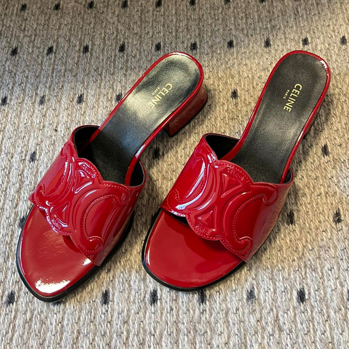 CLEMENCE MULE IN RUBY RED LAMBSKIN AND PATENT CALFSKIN