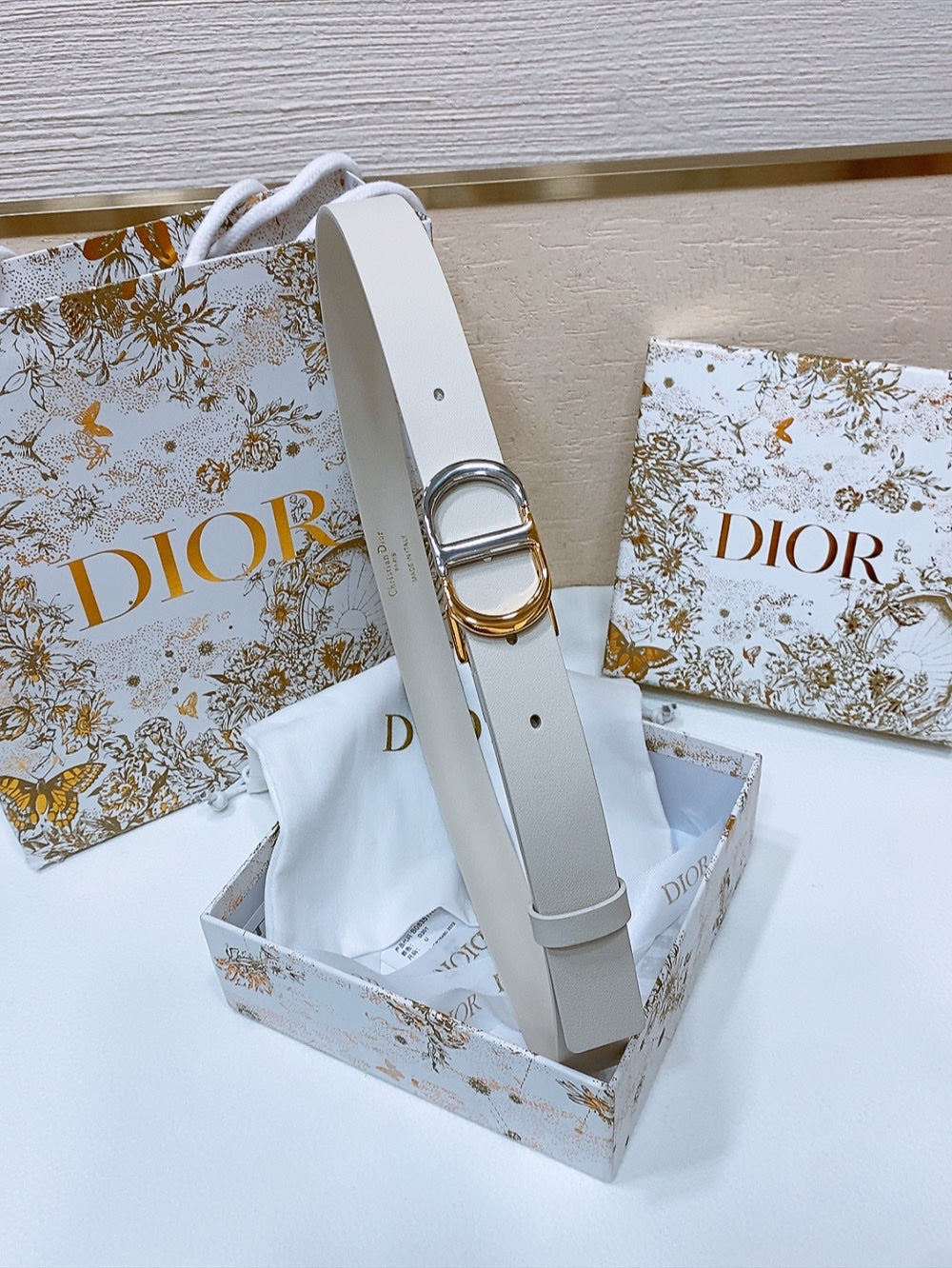 DIOR 26S BELT 25 MM IN CREAM WHITE CALFSKIN 668367