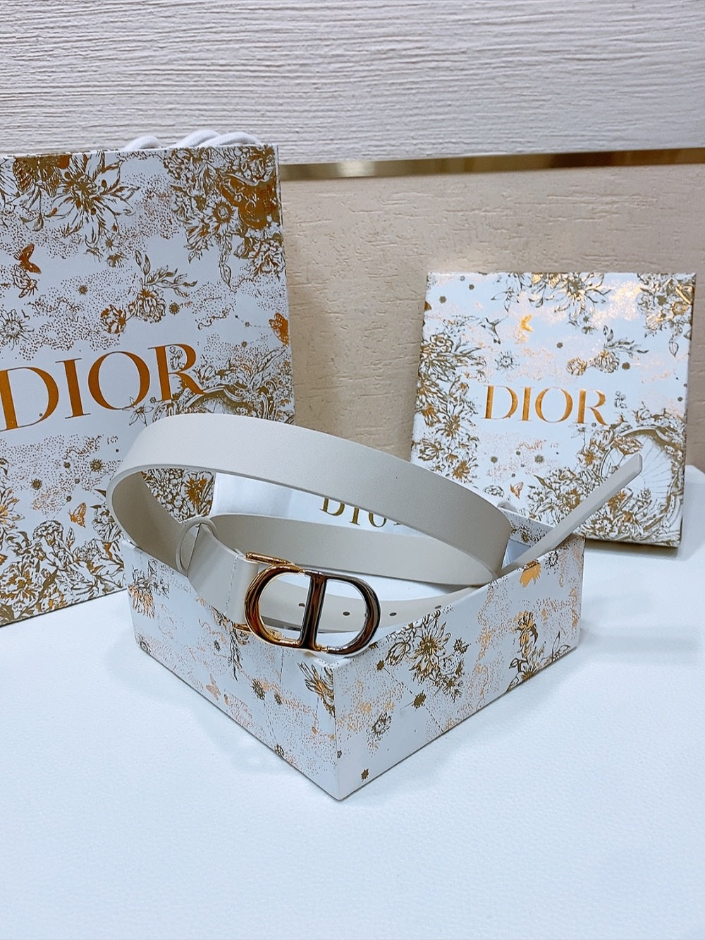 DIOR 26S BELT 25 MM IN CREAM WHITE CALFSKIN 668367
