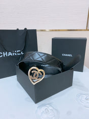 DOUBLE C 38MM IN BLACK QUILTED LAMBSKIN GOLD HEART BUCKLE