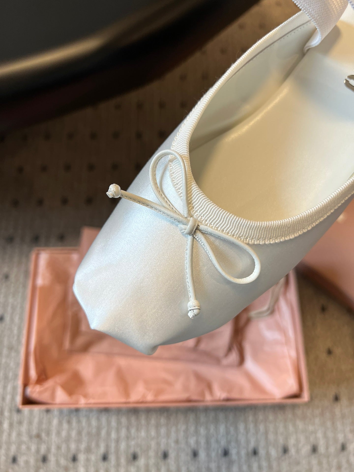 MIUMIU 26S BALLET MULES IN WHITE CREAM SATIN WITH BOW