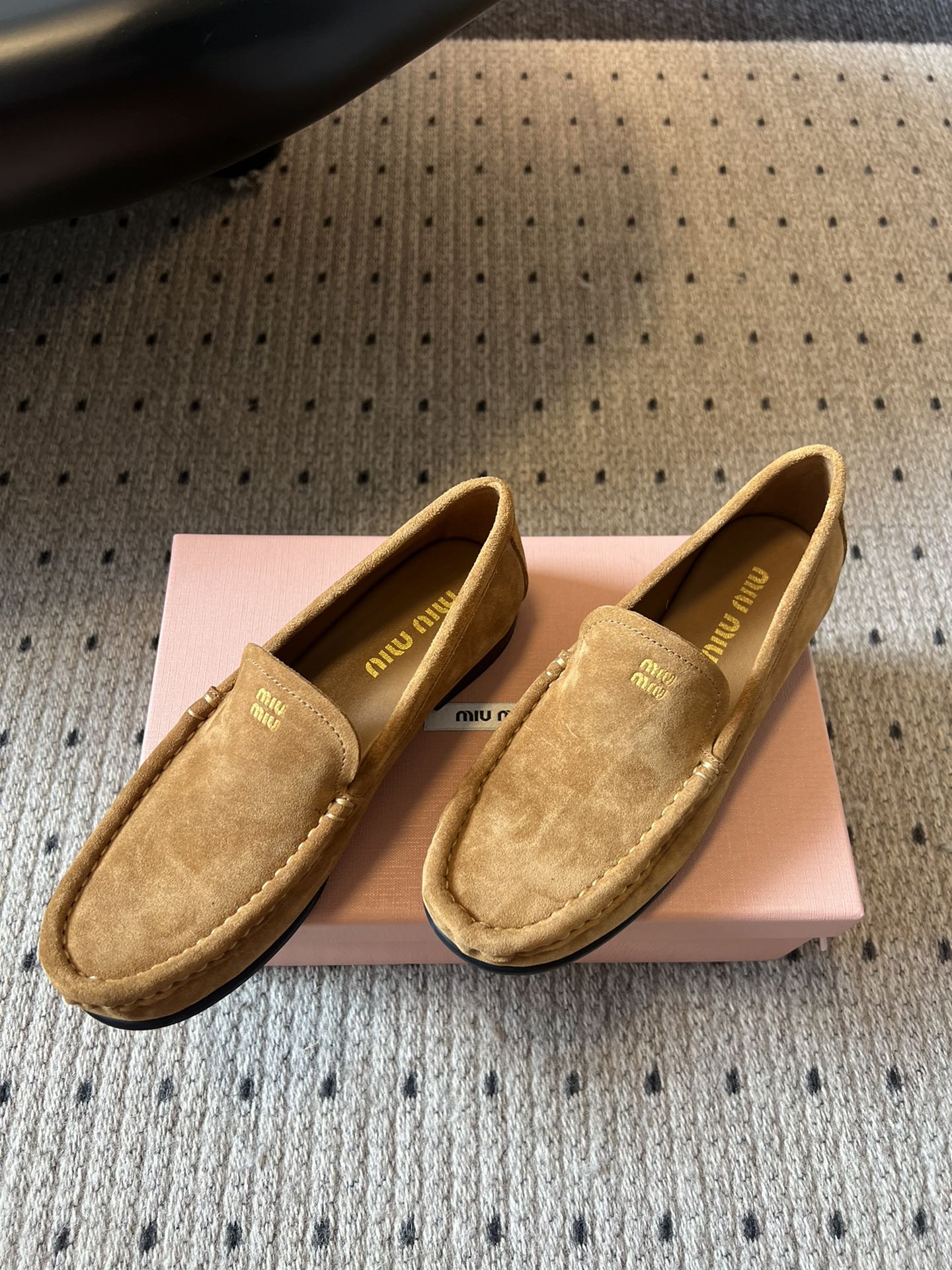 MIUMIU 26S LOAFERS IN TAN BROWN SUEDE