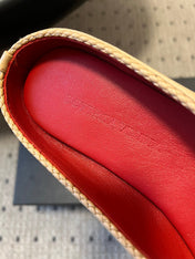 BOTTEGA VENETA 26S FLAT MULES IN BEIGE LAMBSKIN