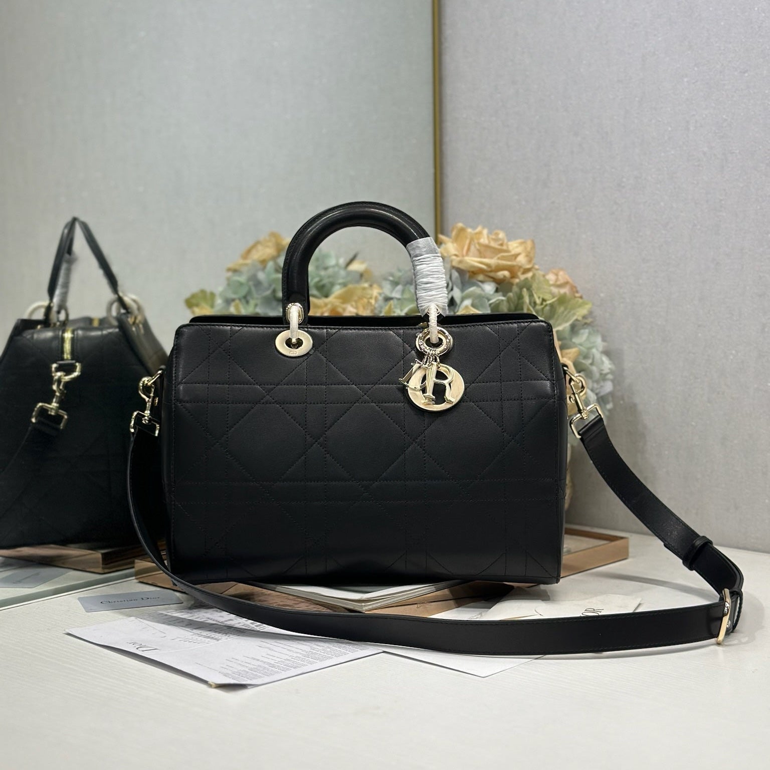 DIOR 26S CANNAGE GRANVILLE 34 IN BLACK CALFSKIN