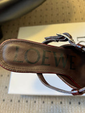 LOEWE 26S ONDA MULE 45MM IN WINE RED EMBOSSED CROCODILE CALFSKIN