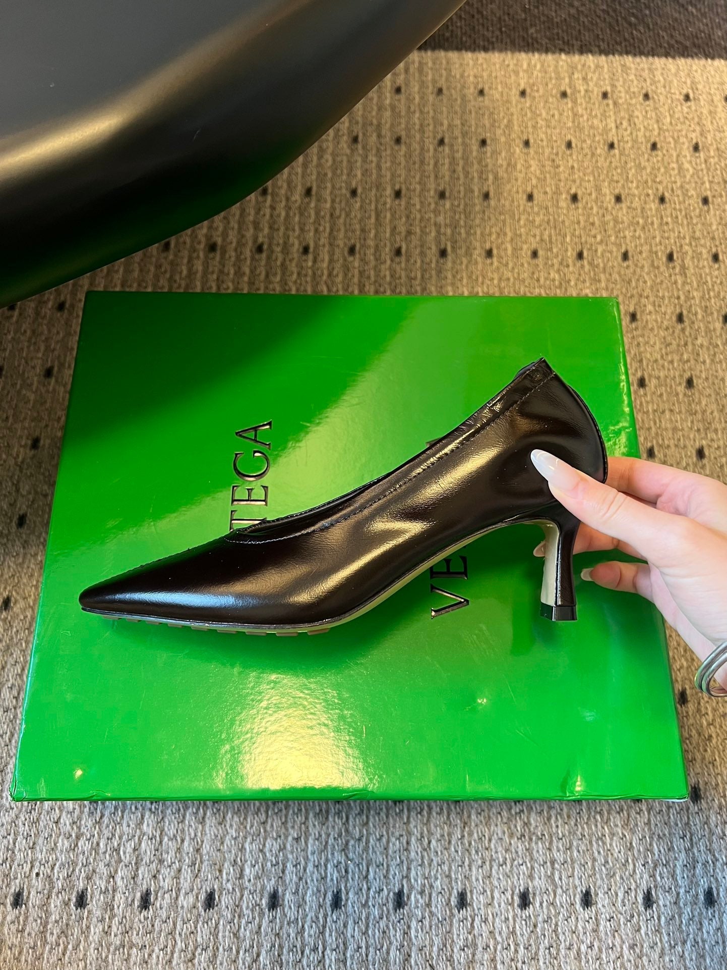 BOTTEGA VENETA 26S HIGH HEELS 40 MM IN DARK BROWN CALFSKIN