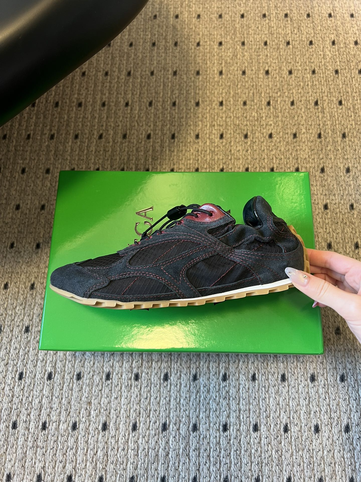 BOTTEGA VENETA 26S SNEAKERS IN BLACK SUEDE AND MESH FABRIC