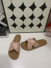 CHANEL 26S SANDALS IN TAUPE PINK CALFSKIN WITH DOUBLE C CHAIN DETAIL
