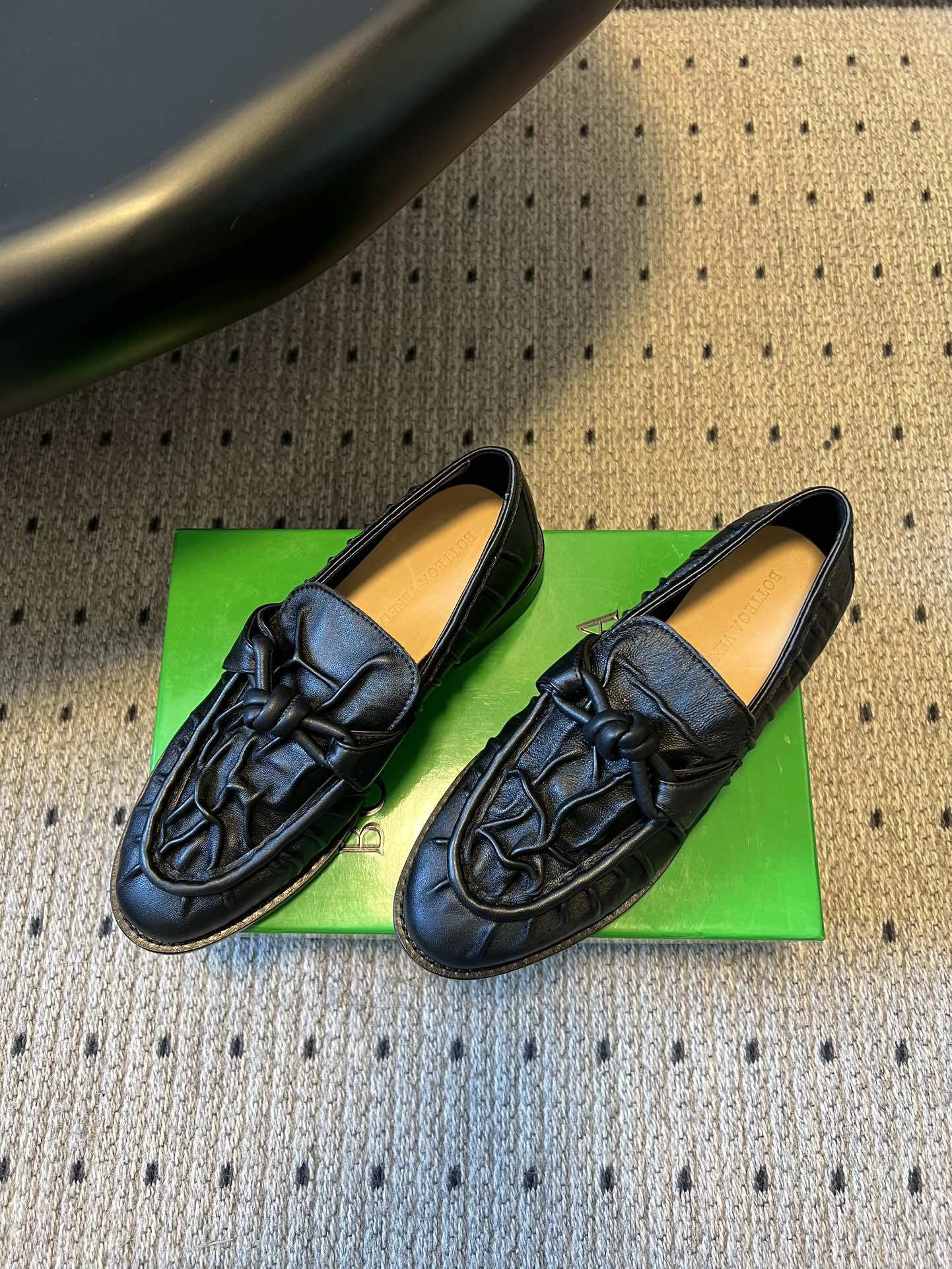 BOTTEGA VENETA 26S LOAFERS IN BLACK LAMBSKIN