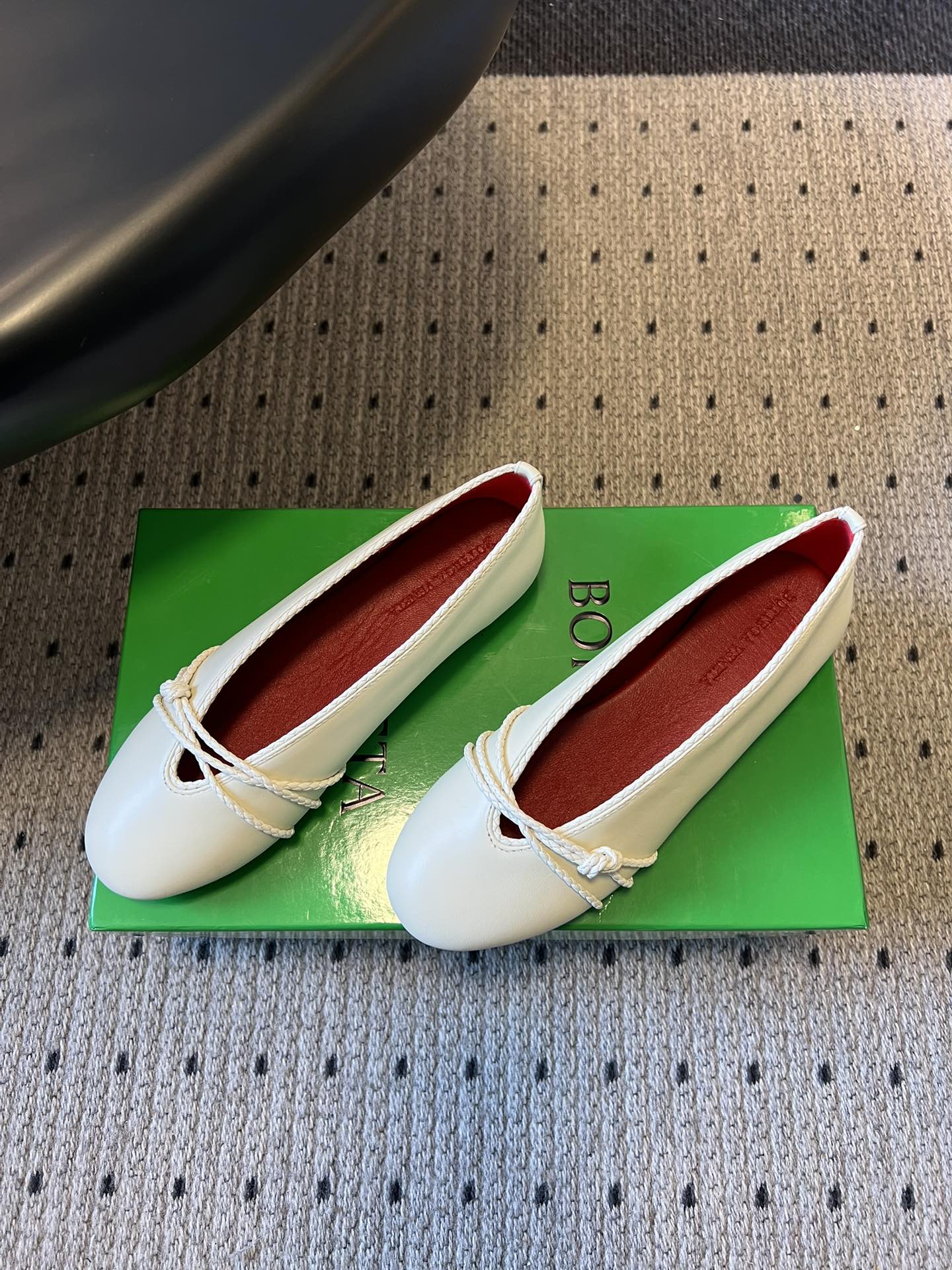 BOTTEGA VENETA 26S ESPADRILLE BALLET FLATS IN WHITE LAMBSKIN