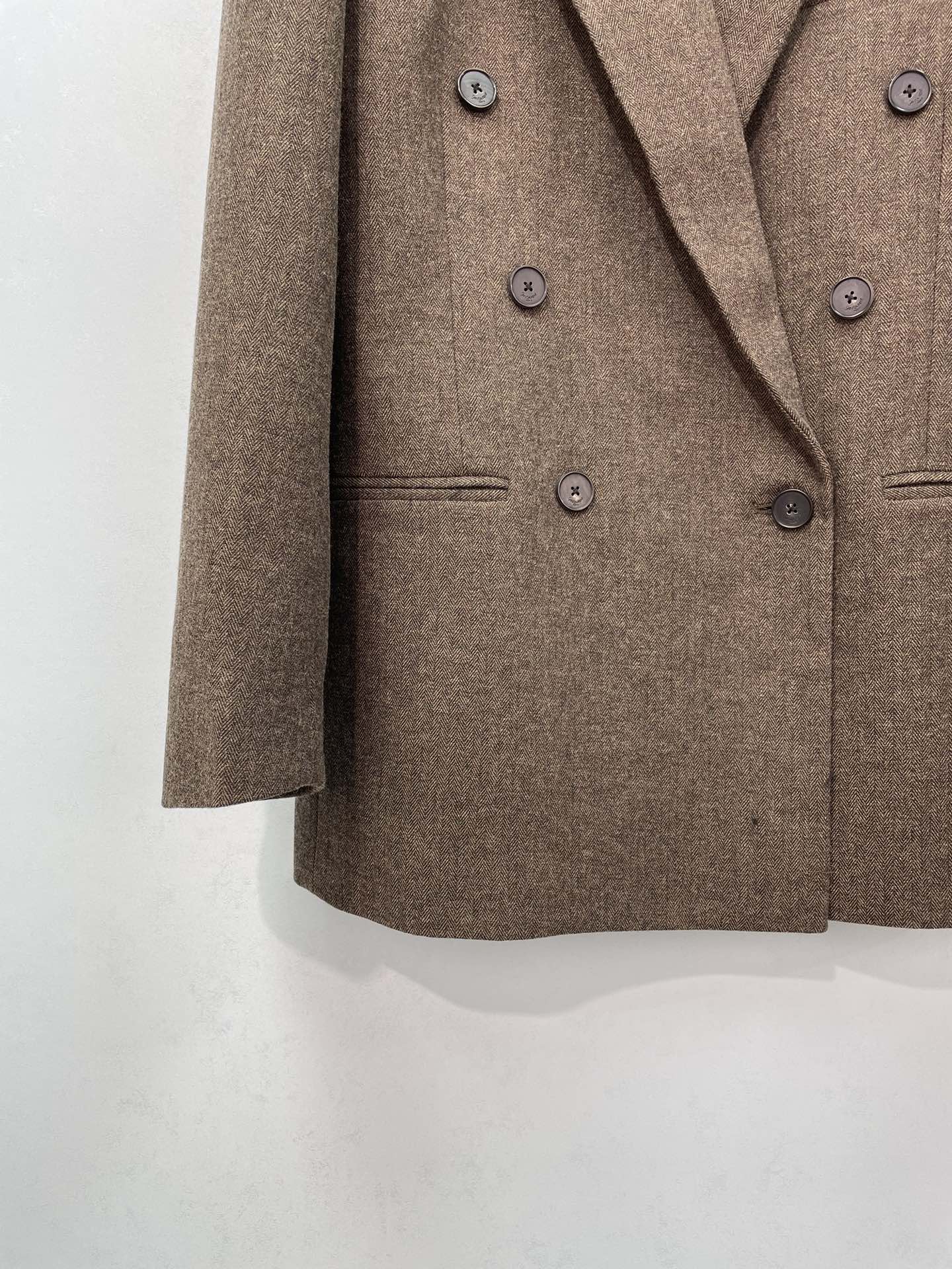 YSL 26S BLAZER 438