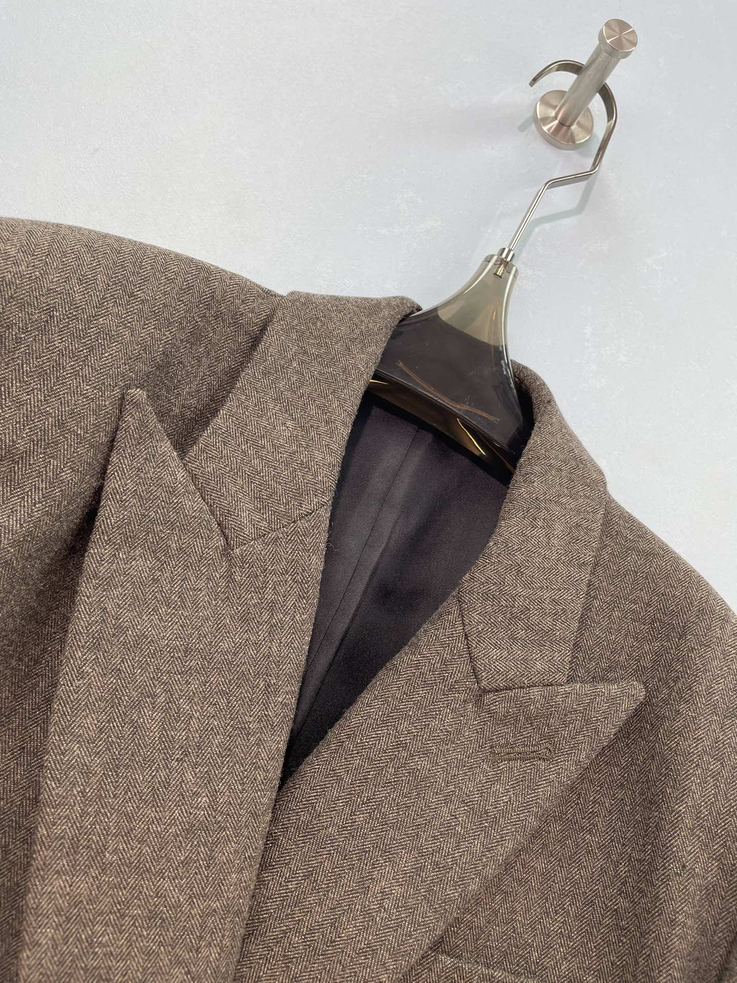 YSL 26S BLAZER 438