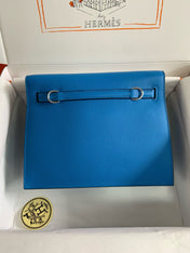 KELLY DANSE 22 EVERCOLOR BLUE IN CALFSKIN GOLD HARDWARE