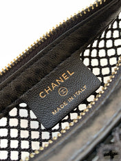 CC 25S POUCH IN BLACK LAMBSKIN WITH MESH GOLD HARDWARE