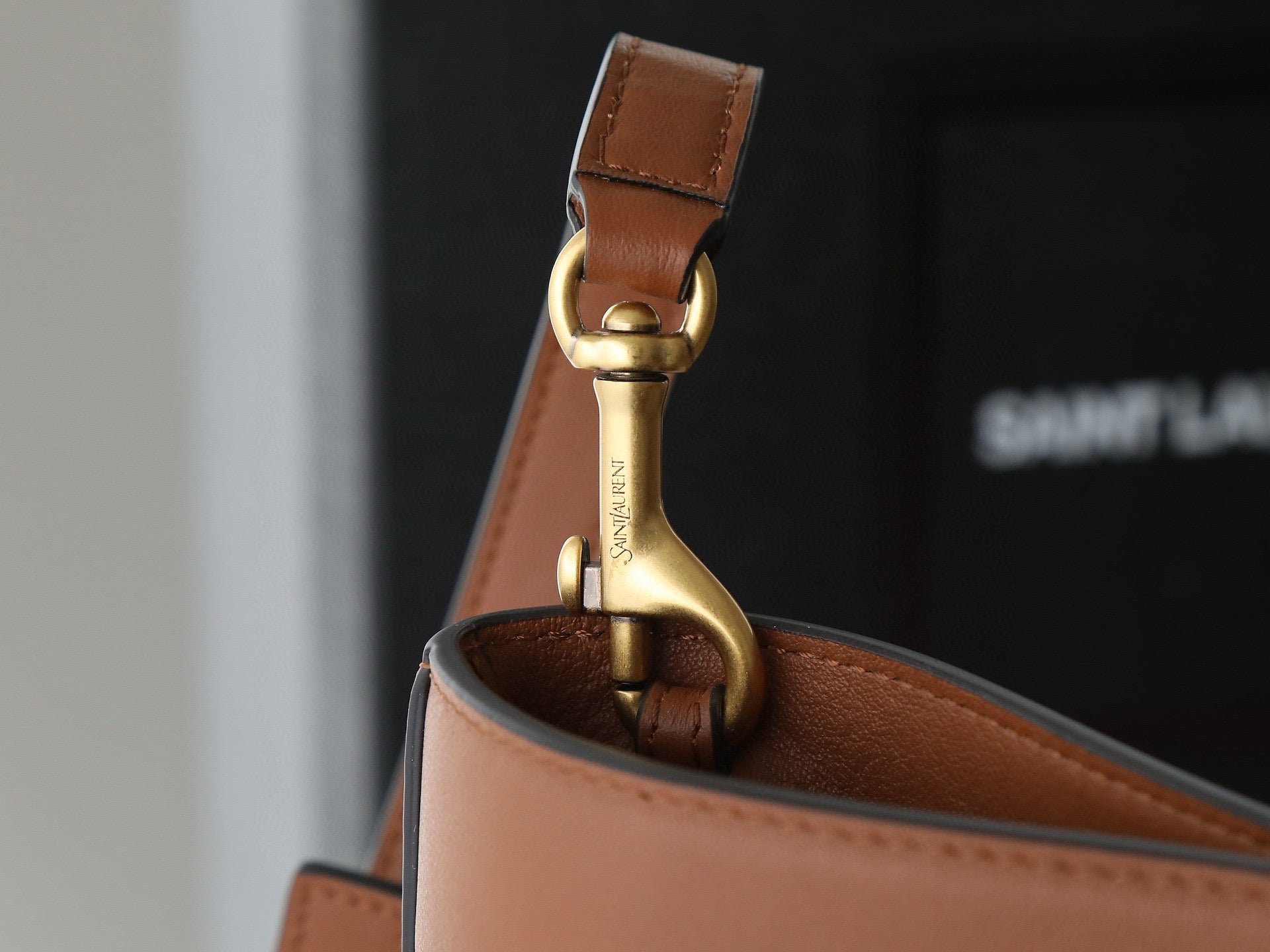 YSL Y BUCKET BAG 30 IN BROWN CALFSKIN