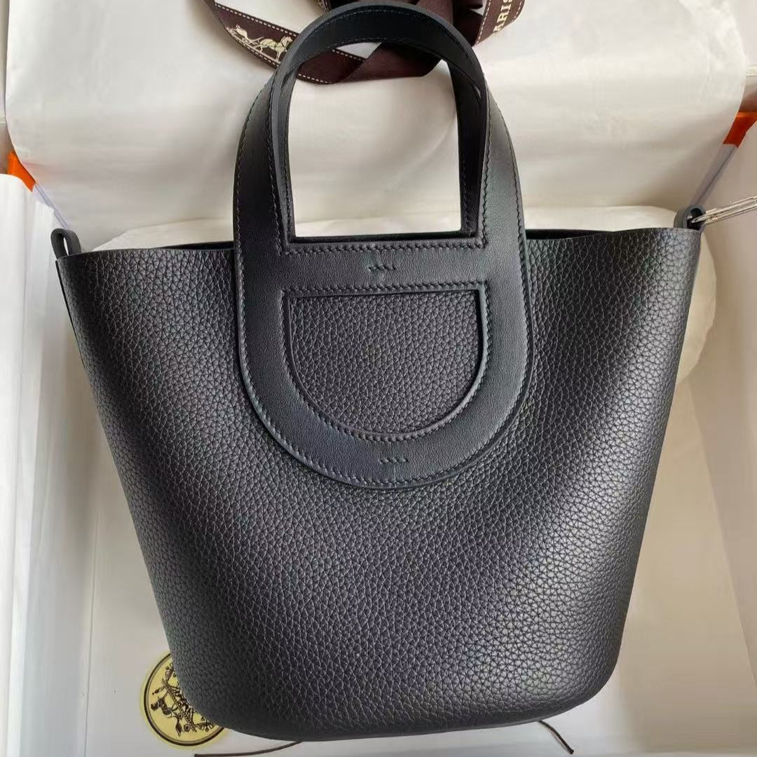 HERMES 25S IN THE LOOP 23 IN BLACK CALFSKIN SILVER HARDWARE TP3